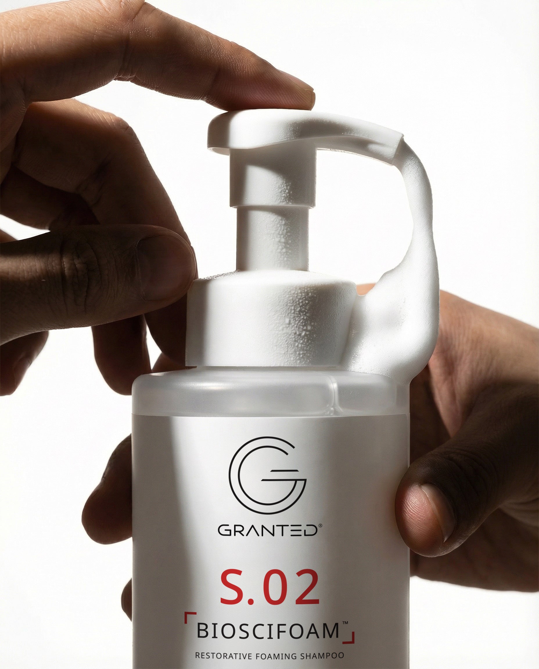 S.02 RESTORATIVE FOAMING SHAMPOO
