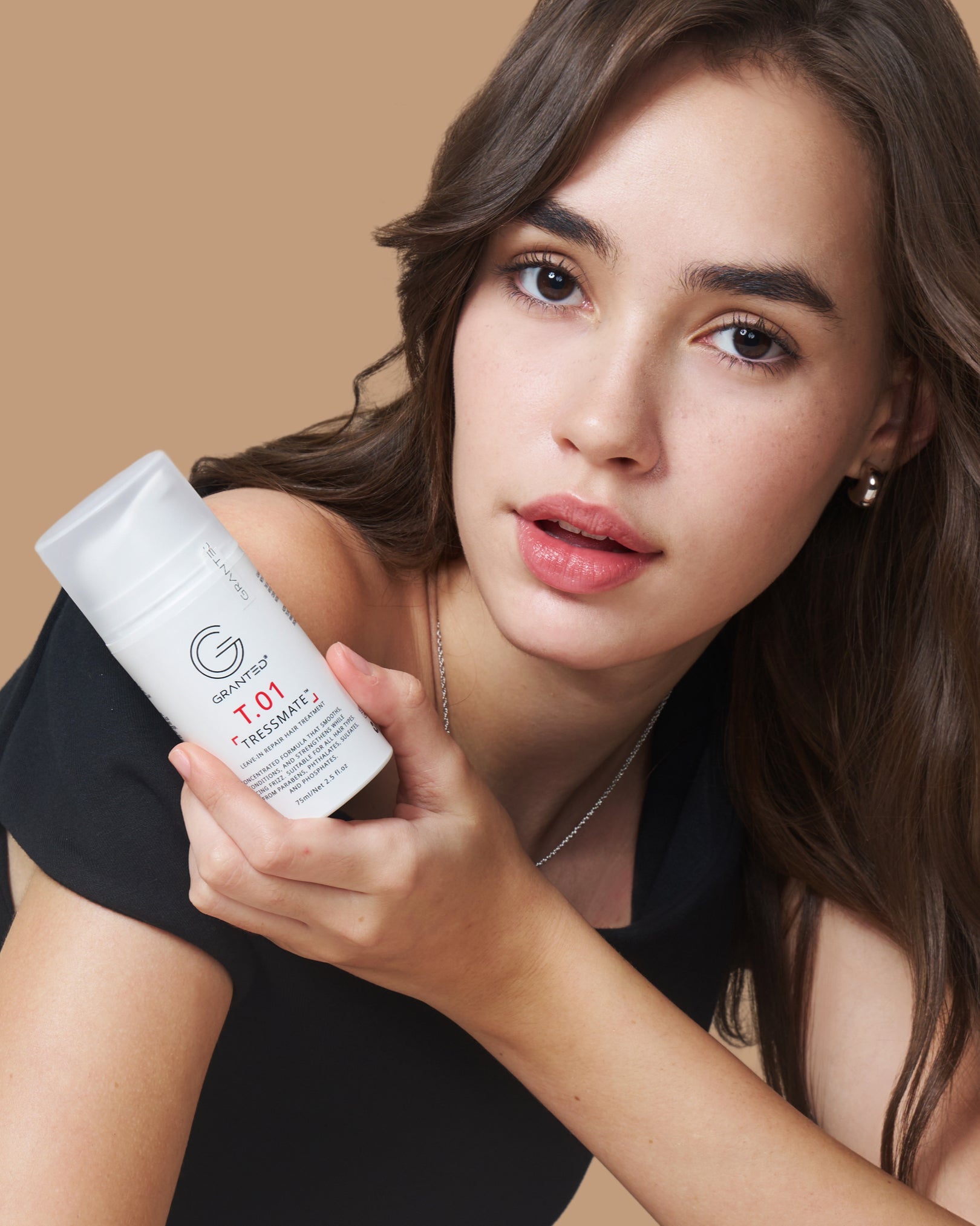 GRANTED T.01 Leave-In Conditioner for frizzy hair, anti-frizz &amp; bond repair, style image 6